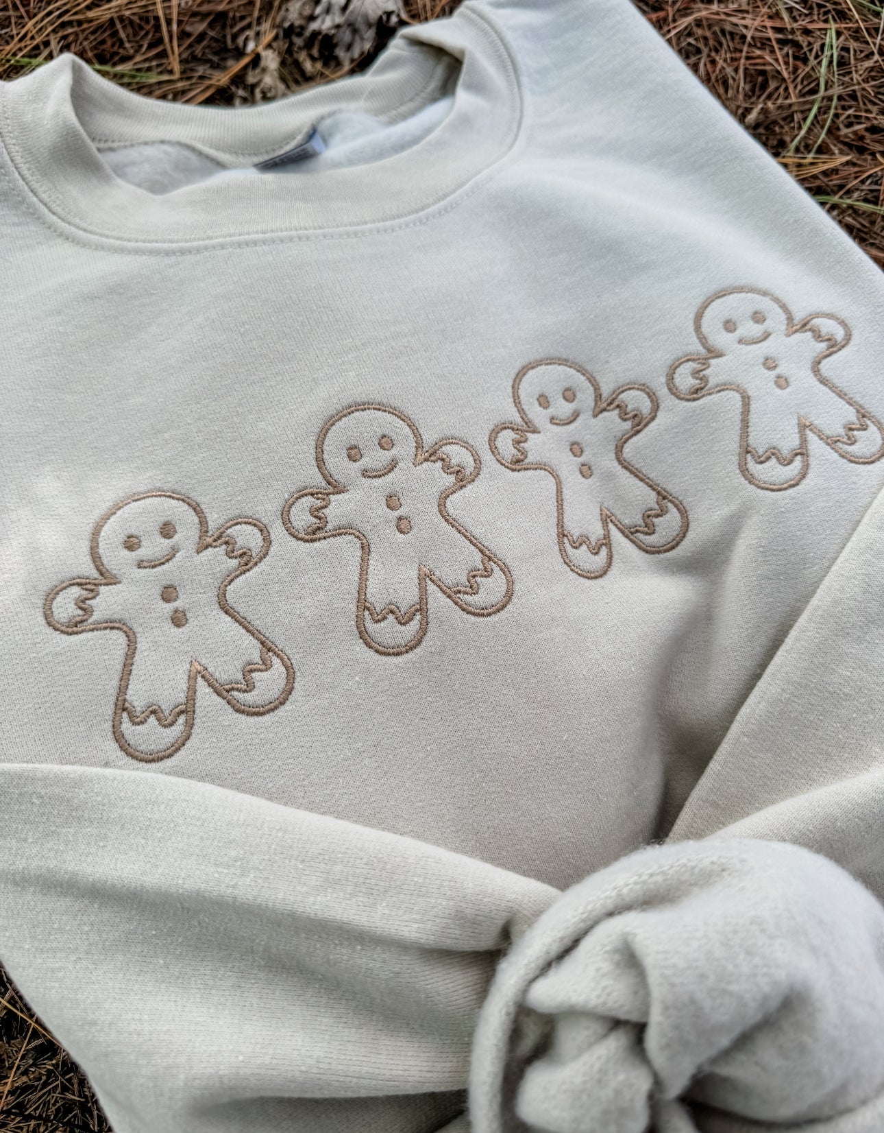 Gingerbread Embroidered Crew