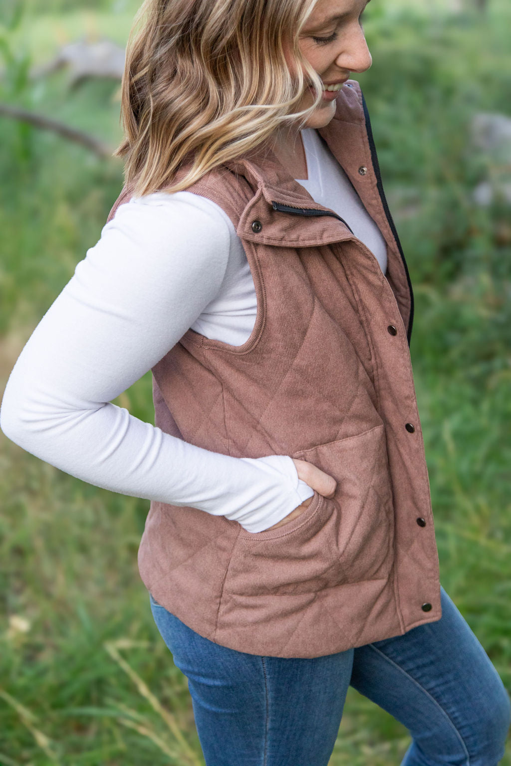 Corduroy Vest - Chestnut