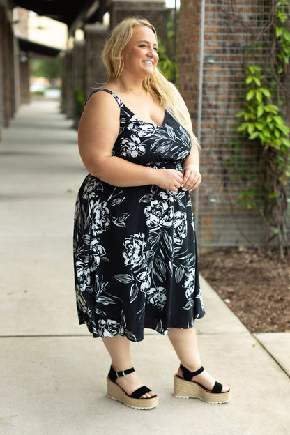 Cassidy Midi Dress - Black and White Floral | Women’s Dress