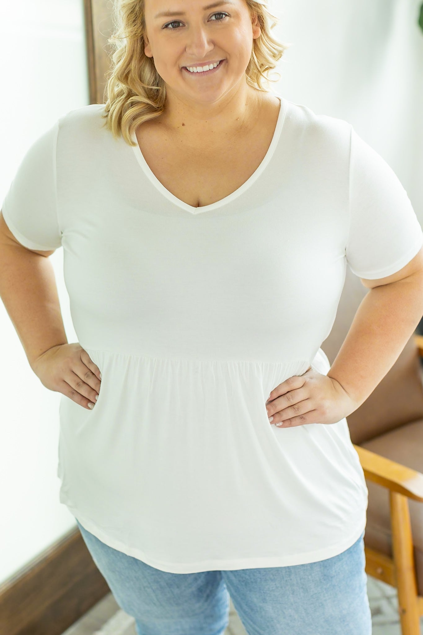 Sarah Ruffle Short Sleeve - Ivory | Women's Top