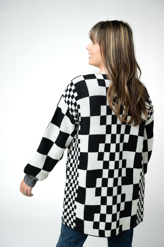IN STOCK Long Checkered Pocket Cardigan - Black and White