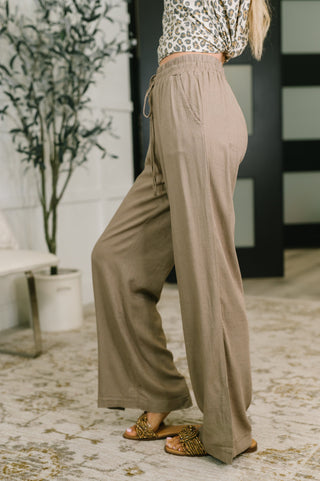 Essential Feeling Straight Leg Lounge Pants in Light in Cocoa