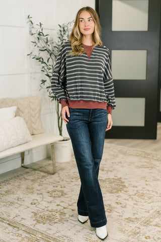 Exceptionally Cozy Contrast Relaxed Pullover