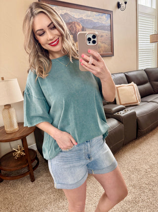 Cuffed Judy Blue Shorts With Cell Phone Back Pocket