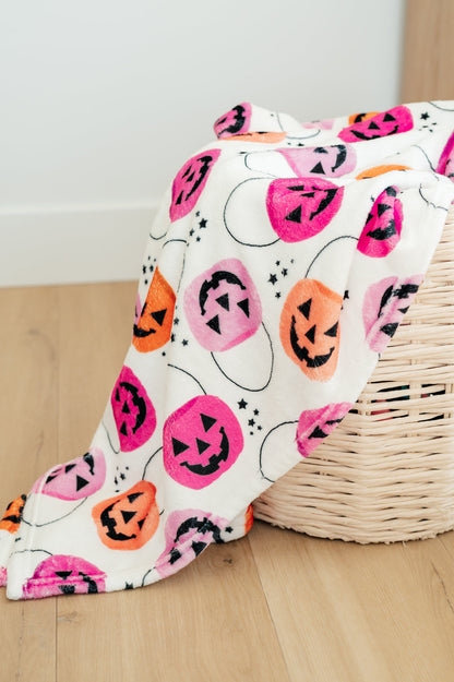 PREORDER: Halloween Fleece Blanket in Colorful Jacks ETA:late September