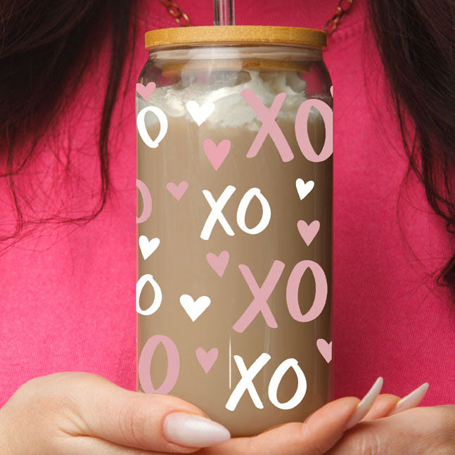 XO Pink White Glass cups 20oz with bamboo lid and straw. 
Pink and white heart cups.
Pink white valentines day glass tumbler cups.
Pink and white cute galentines day gift ideas modern. 