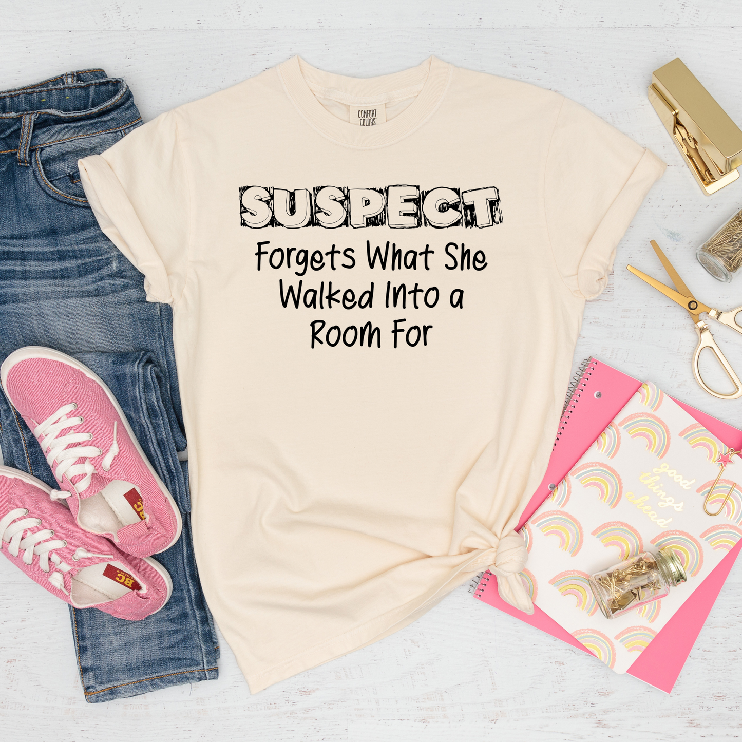 Suspect forgets why she walked in the room Tee