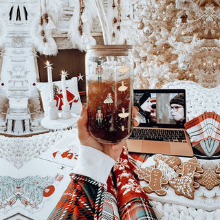 17oz Christmas glass tumbler - Pastel nutcracker ballerina holiday coffee cup with bamboo lid straw - Festive kitchen gift
Holiday coffee mug – pastel Christmas glass cup with Nutcracker and ballerina design