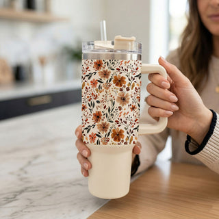 The trendy autumn floral aesthetic makes it perfect for pumpkin spice lovers, busy moms, teachers, commuters, and cozy season enthusiasts. A stylish gift idea for fall birthdays, Thanksgiving