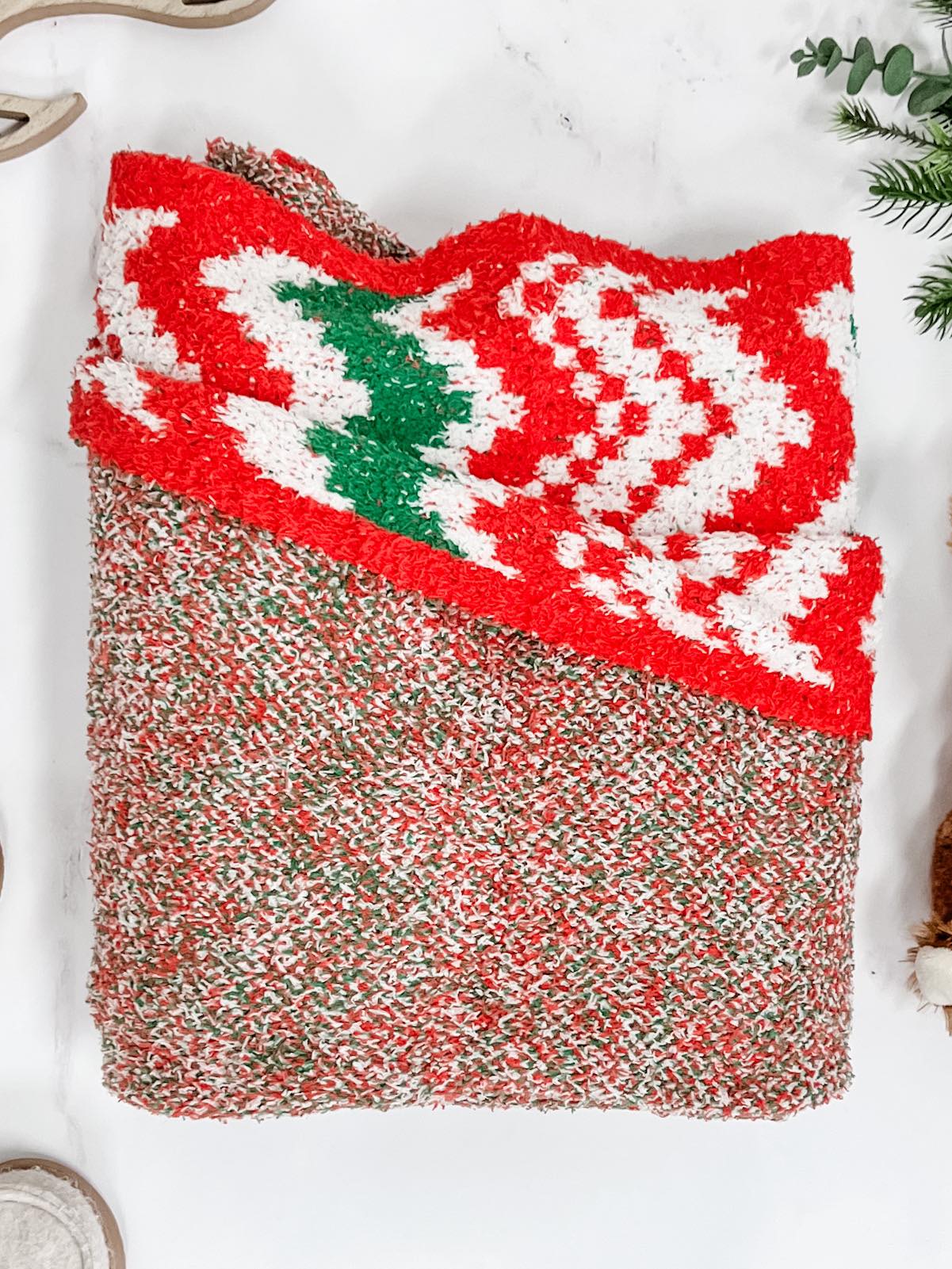 Plush and Fuzzy Blanket - Holiday Chevron