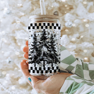 retro Christmas tree glass tumbler
17oz Christmas glass tumbler with bamboo lid
retro tree holiday coffee cup
Christmas tree iced coffee tumbler