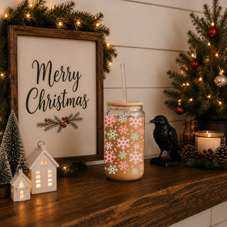 Christmas kitchen decor – glass cup with pastel snowflake design for holiday coffee bar
Pastel pink and green mint snowflake glass cup – Christmas coffee tumbler
Christmas glass cup 17oz with bamboo lid - Pastel pink mint snowflake tumbler with glass straw - Holiday drinkware gift