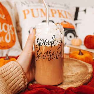 Halloween coffee lover glass tumbler set 20oz
Spooky season mom glass tumbler with bamboo lid