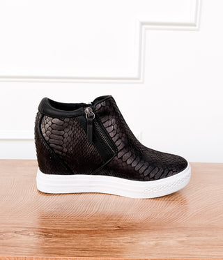 Timmibelle Wedge Sneaker in Black