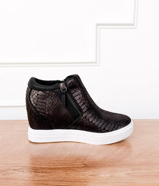 Timmibelle Wedge Sneaker in Black