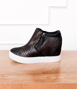 Timmibelle Wedge Sneaker in Black
