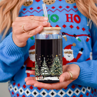Christmas coffee cup 17oz glass straw - Winter wonderland holiday tumbler bamboo lid - Sustainable festive gift
17oz holiday glass tumbler eco-friendly - Christmas tree winter coffee cup bamboo lid glass straw - Kitchen decor