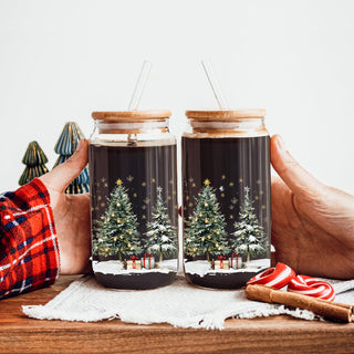 Festive holiday glass cup with bamboo lid and straw - snowy Christmas tree tumbler
Christmas kitchen gift - glass tumbler cup with winter wonderland scene